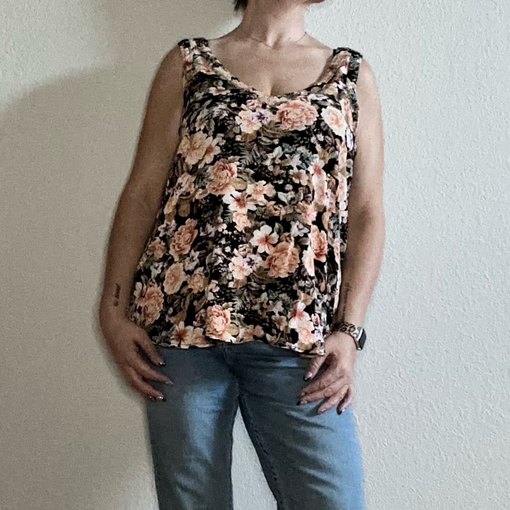 Floral Sleeveless Top